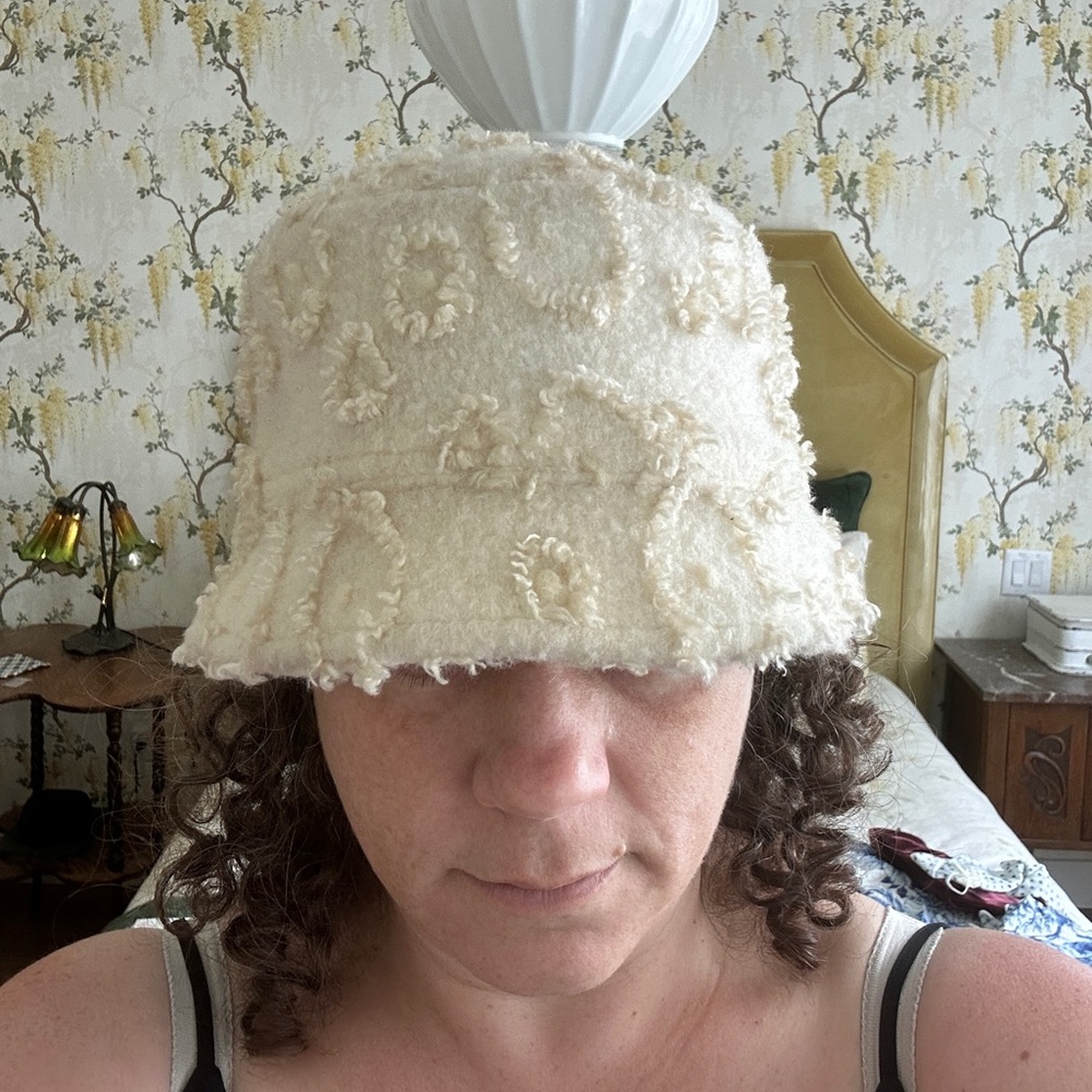 Pleasant Pheasant Cream Textured Women's Hat